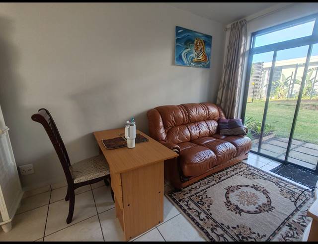 1 BEDROOM FLAT TO LET IN CALEDON ESTATE